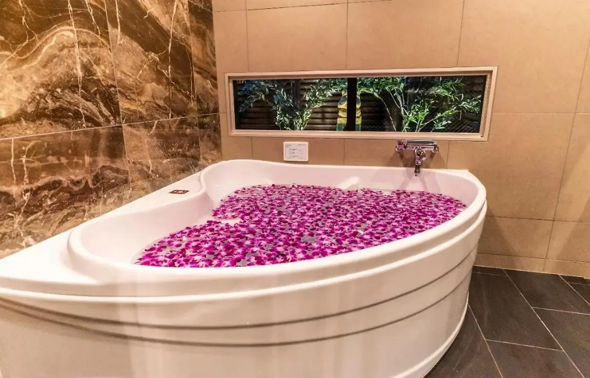 טוקיו Balian Resort Forest Ikebukuro 3*,  יפן